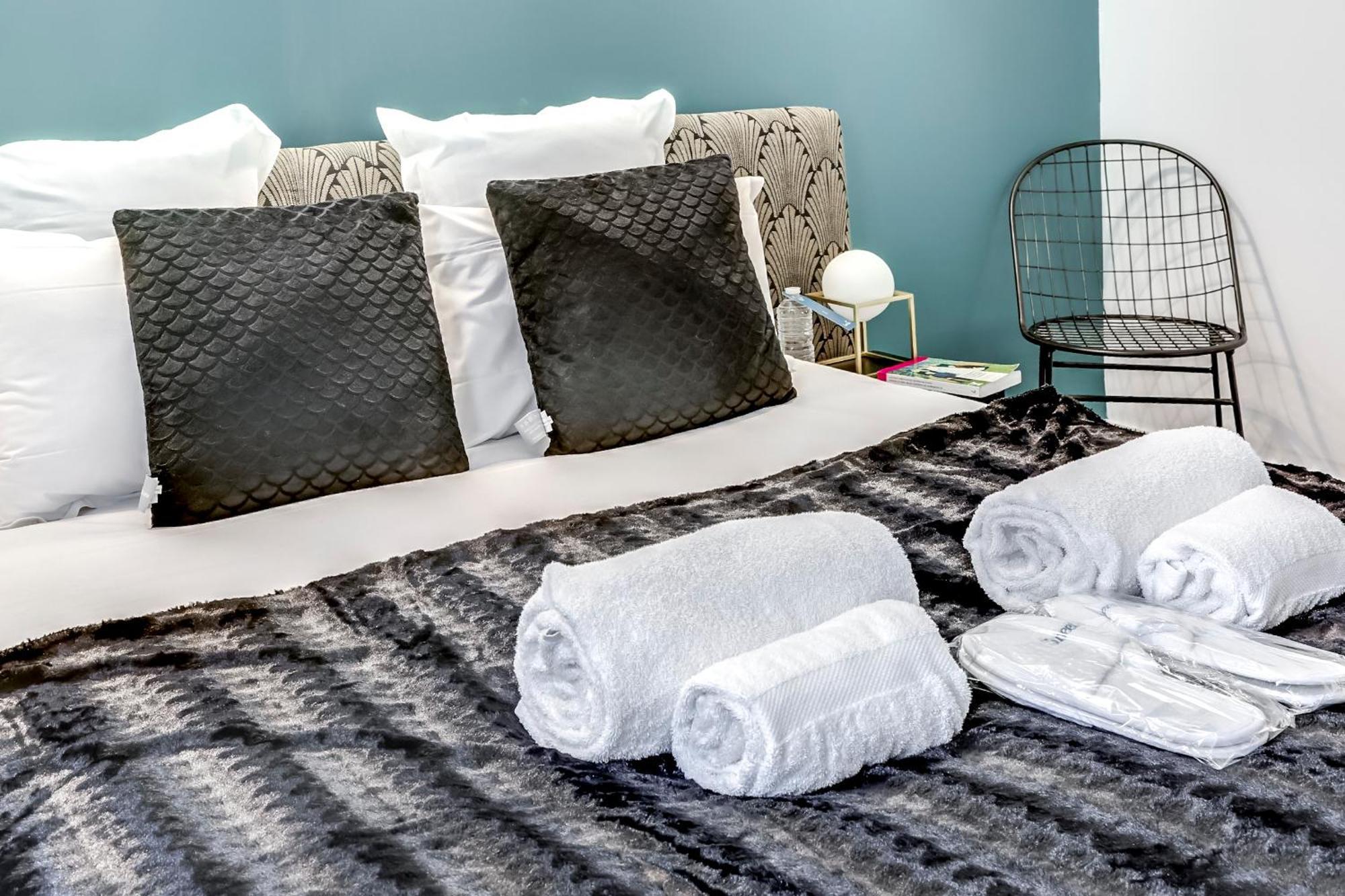 Sweett - Troyon Apartman Párizs Szoba fotó